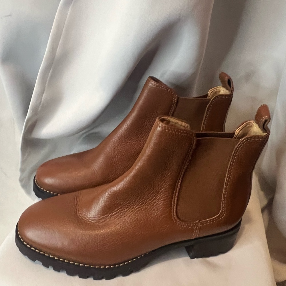 Talbots Brown Ankle Boots with Elastic Panels New